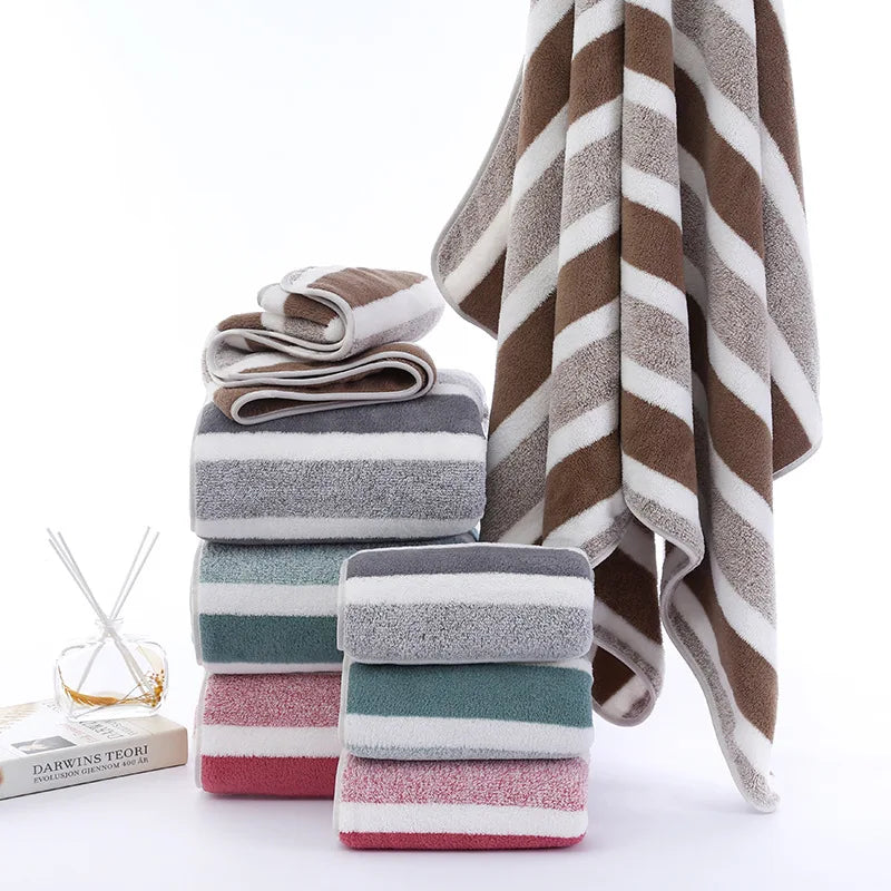 Soft Microfiber Towel – Quick Drying & Super Absorbent